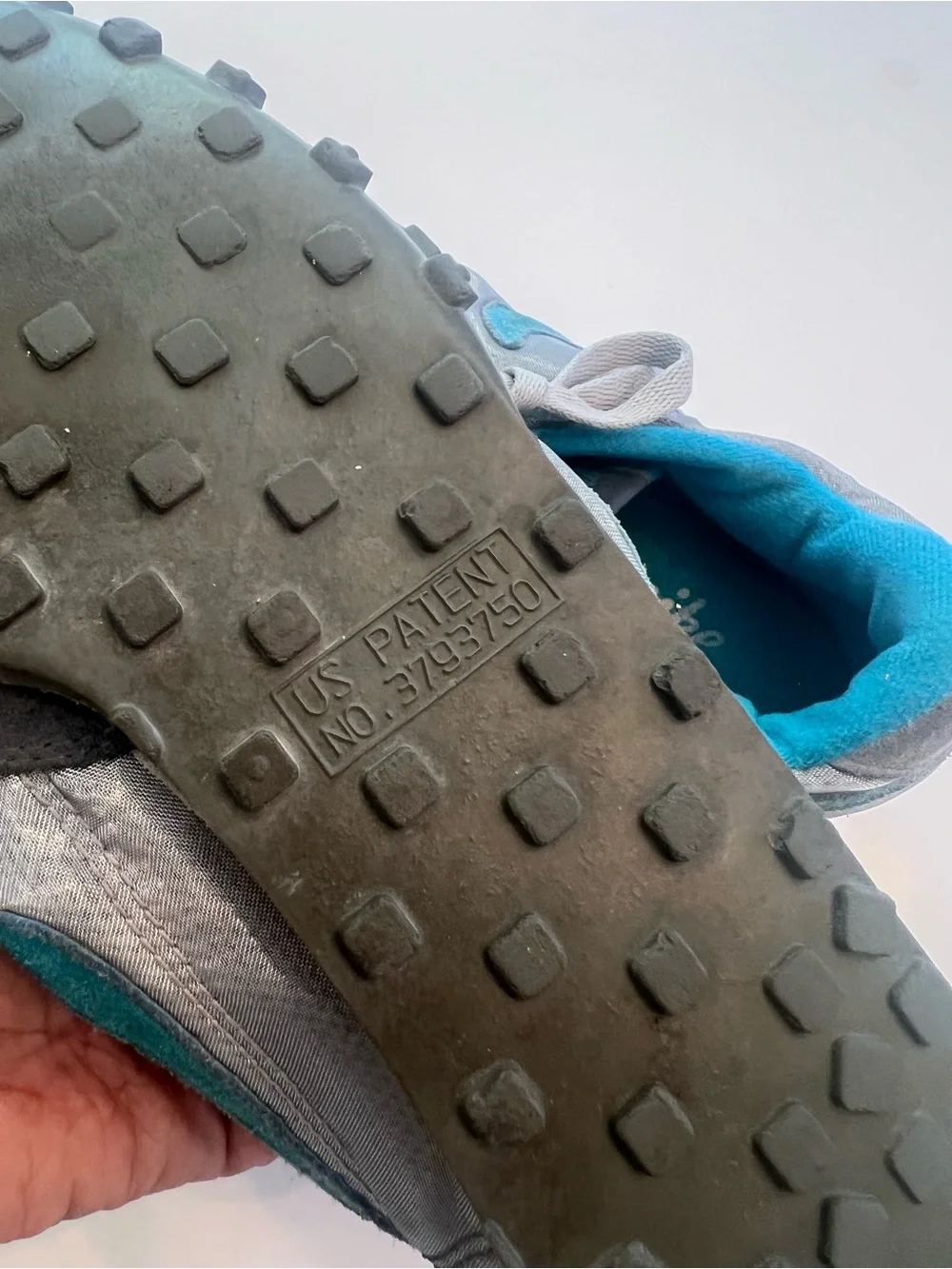 Iconic Nike Waffle Trainer Men’s Sneakers in Silver and Teal Blue